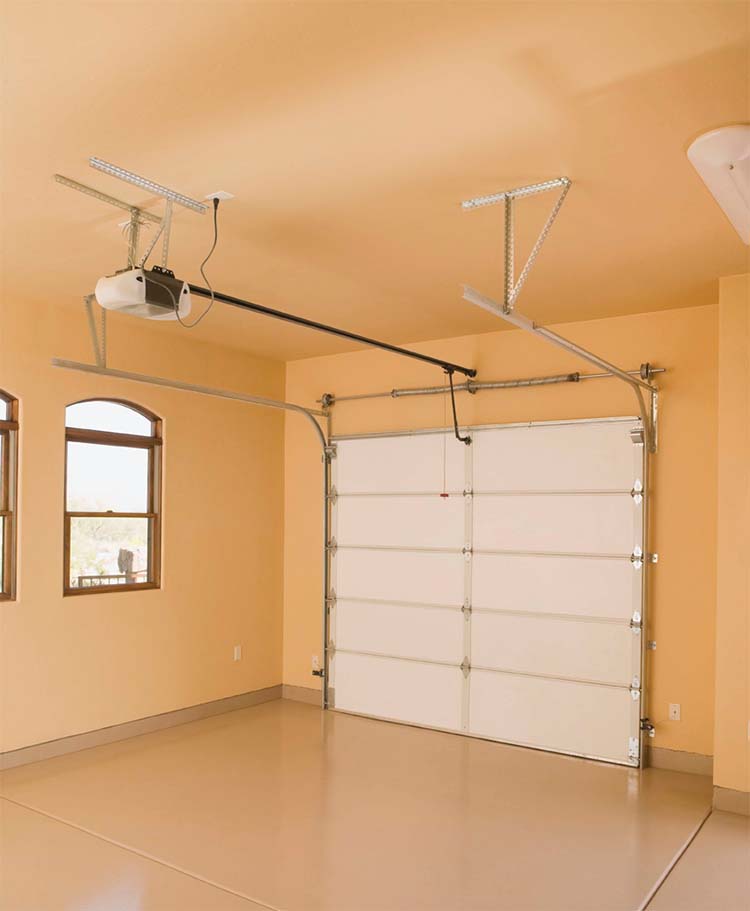 How to Paint Your Garage for a Fresh, Durable Finish